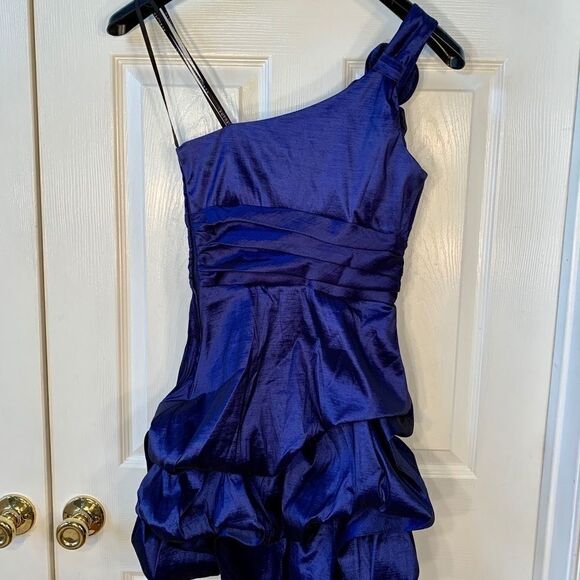 BLUE ONE SHOULDER TAFFETA DRESS SIZE SMALL - Picture 5 of 5